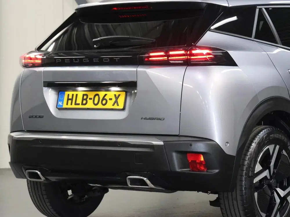 Peugeot 2008 1.2 Hybrid 145PK Allure uit 2025, foto 6
