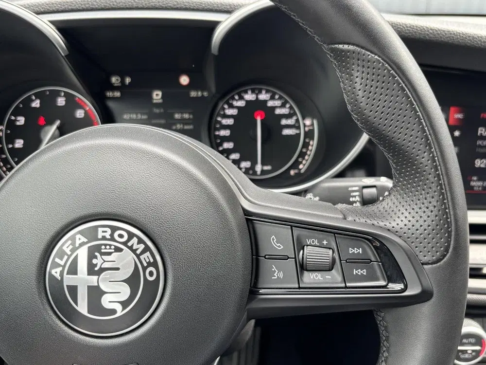 Alfa Romeo Giulia 200pk Sprint Automaat uit 2022, foto 13