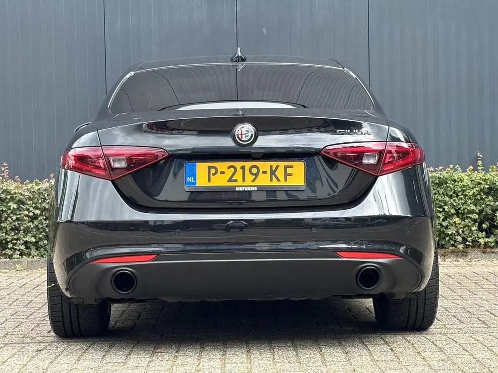 Alfa Romeo Giulia 200pk Sprint Automaat uit 2022, foto 5