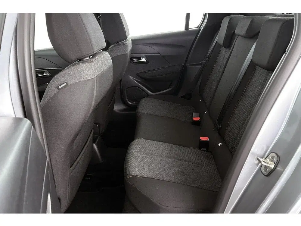 Peugeot 208 1.2 PureTech 75 Style Navigatie Parkeersen uit 2025, foto 7