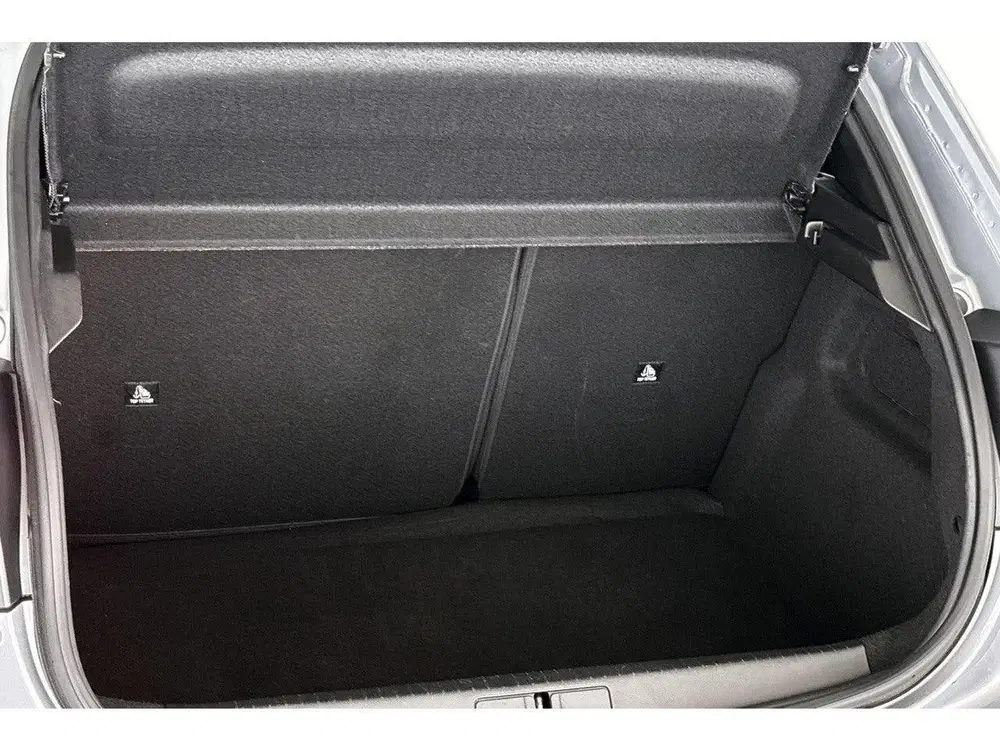 Peugeot 208 1.2 PureTech 75 Style Navigatie Parkeersen uit 2025, foto 8