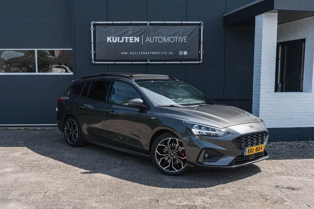 Ford Focus 1.0 EcoBoost ST Line uit 2020