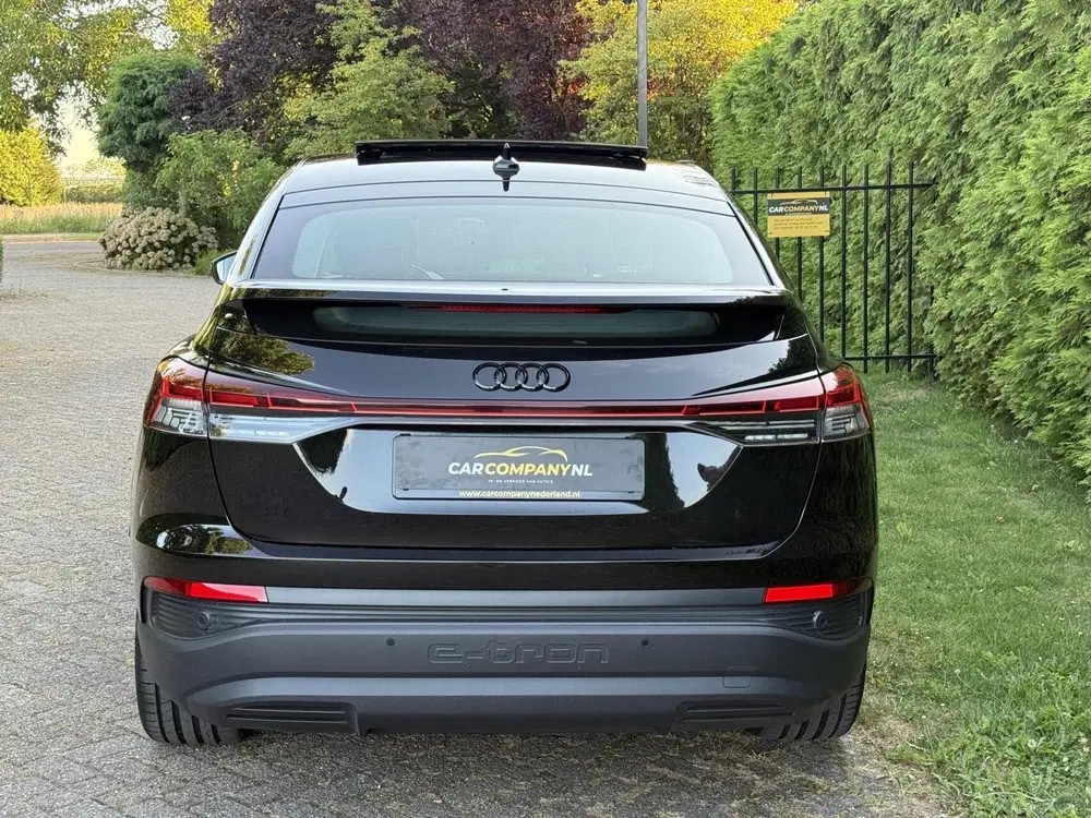 Audi Q4 e-tron Q4 Sportback uit 2022, foto 7