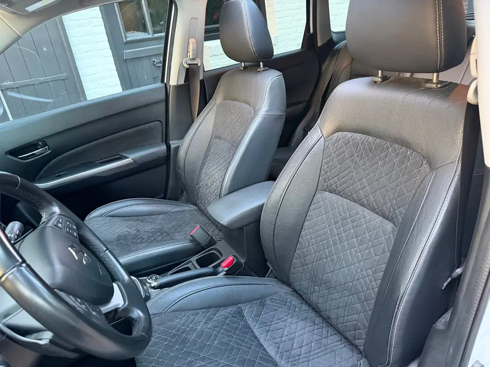Suzuki Vitara 1.5 Hybrid Select AllGrip AUTOMAAT uit 2022, foto 10