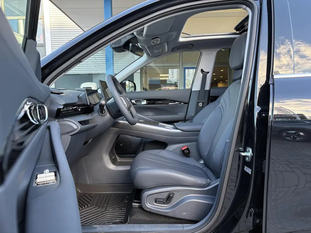Geely E5 Max+ 68 kWh 218 PK uit 2026, foto 14