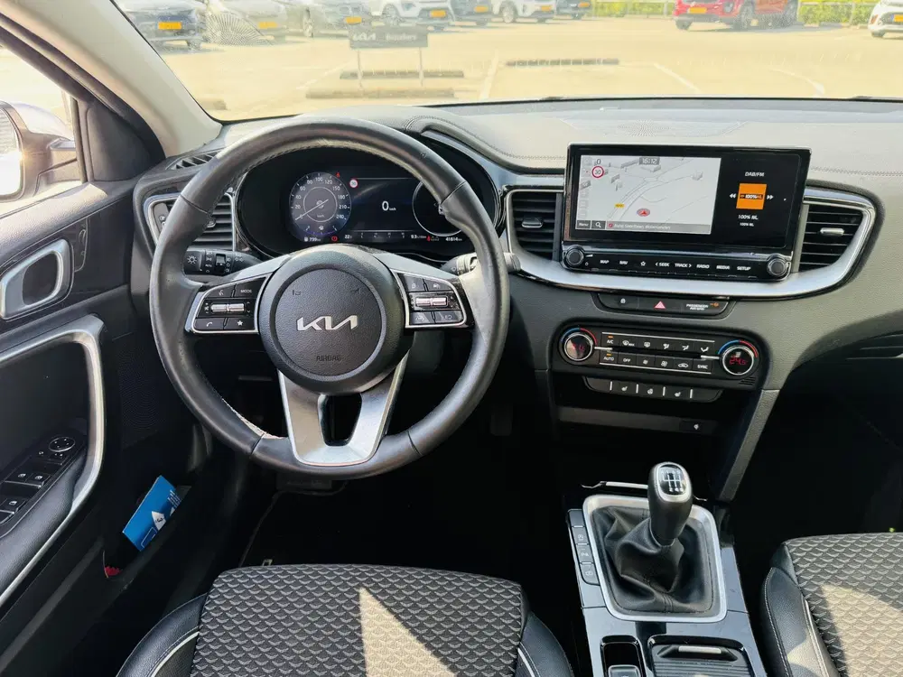 Kia Ceed 1.0 T-GDi DynamicPlusLine Navi uit 2024, foto 5