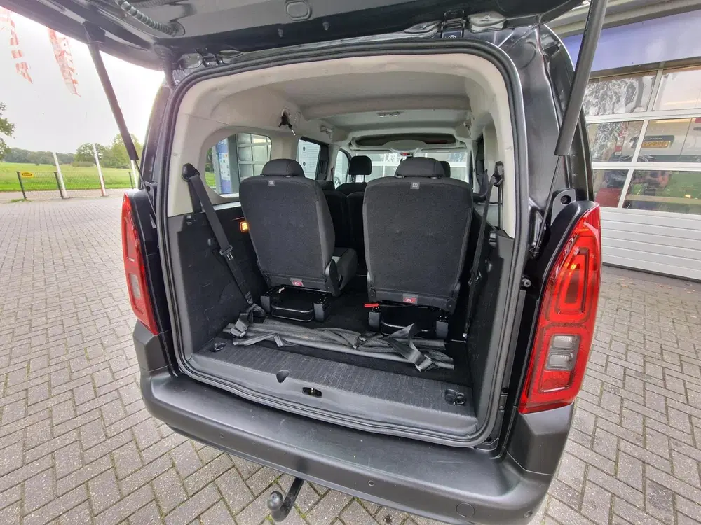 Citroën Berlingo Citroen Berlingo XL 1.2 PureTech Shine 7p. uit 2020, foto 12