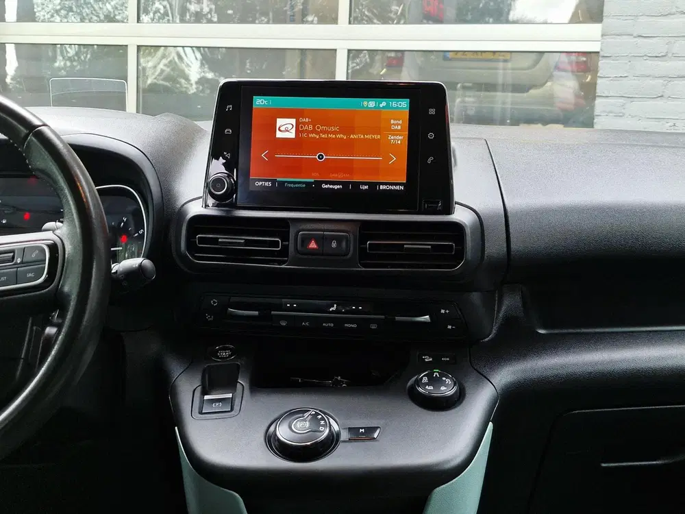 Citroën Berlingo Citroen Berlingo XL 1.2 PureTech Shine 7p. uit 2020, foto 13