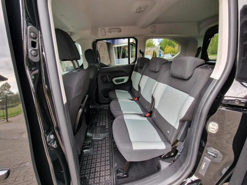 Citroën Berlingo Citroen Berlingo XL 1.2 PureTech Shine 7p. uit 2020, foto 6