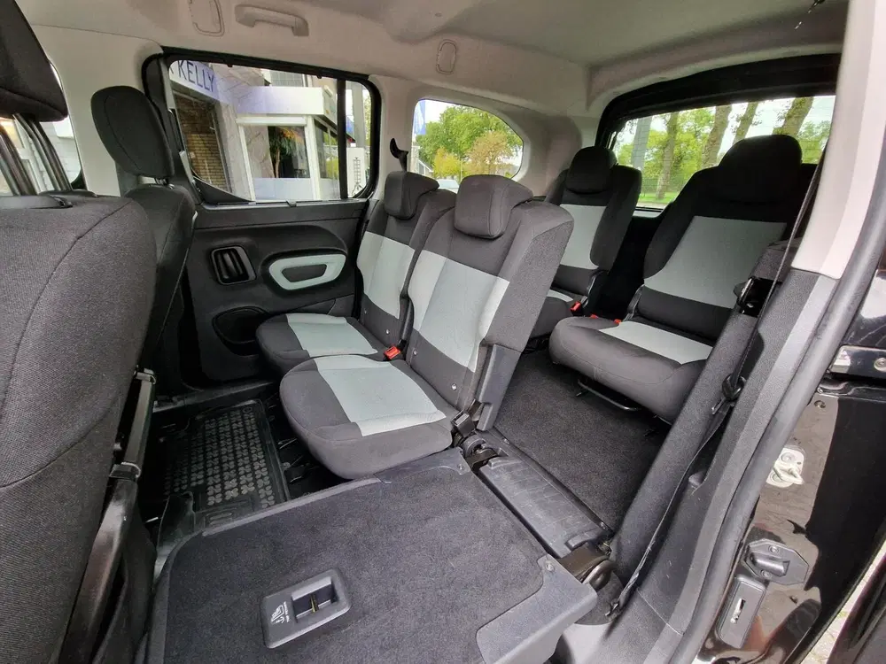 Citroën Berlingo Citroen Berlingo XL 1.2 PureTech Shine 7p. uit 2020, foto 7