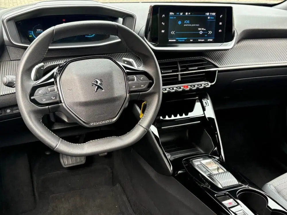Peugeot 2008 1.2 PURETECH ALLURE AUT. 130PK LED NAVI CA uit 2023, foto 6