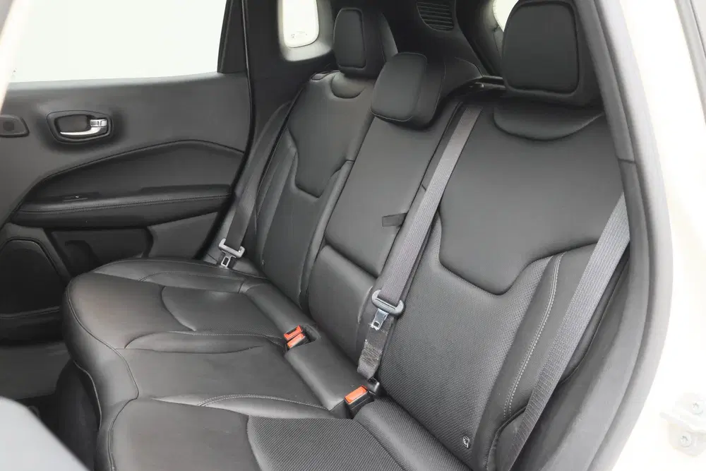 Jeep Compass 4xe 240 Plug-in Hybrid Electric S Panorama uit 2021, foto 12