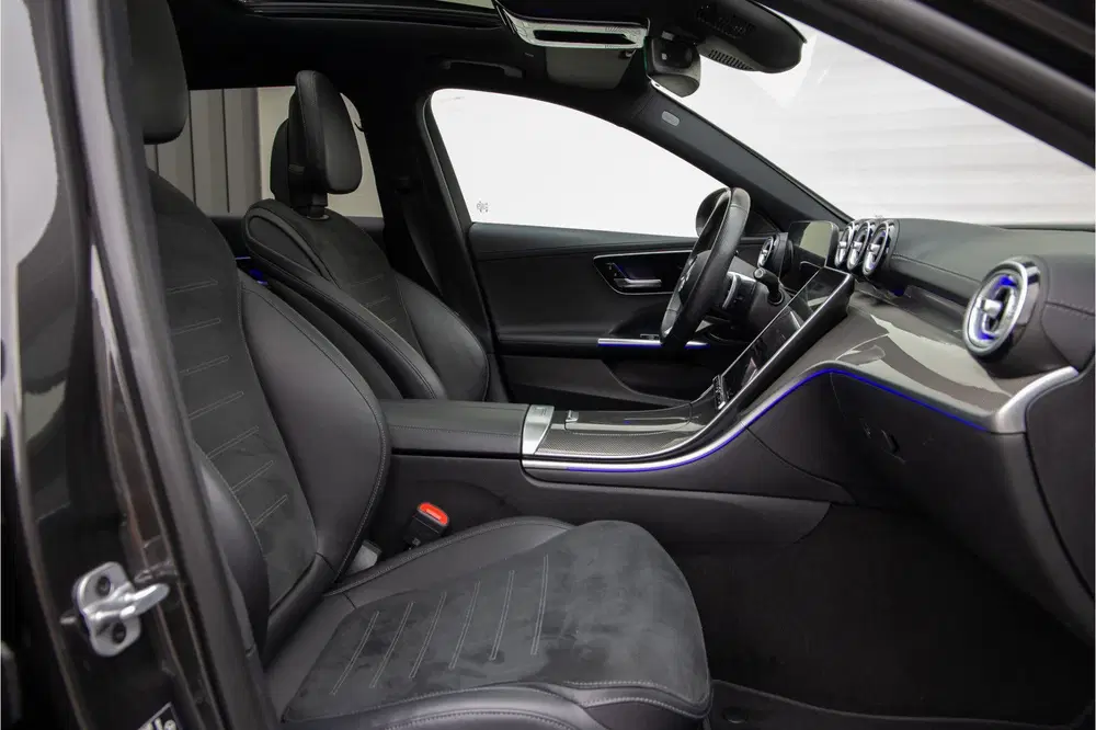 Mercedes-Benz C-Klasse 300 e AMG Premium uit 2023, foto 14