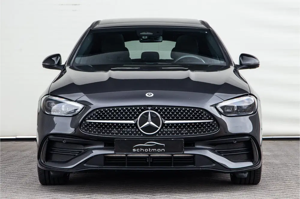 Mercedes-Benz C-Klasse 300 e AMG Premium uit 2023, foto 3