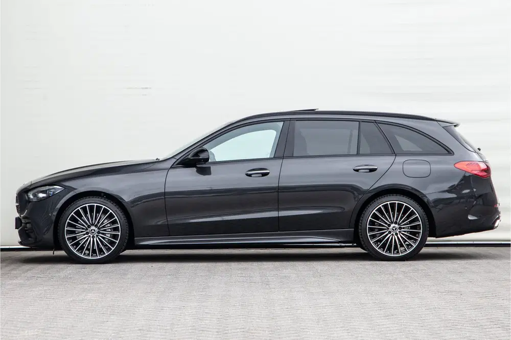 Mercedes-Benz C-Klasse 300 e AMG Premium uit 2023, foto 4
