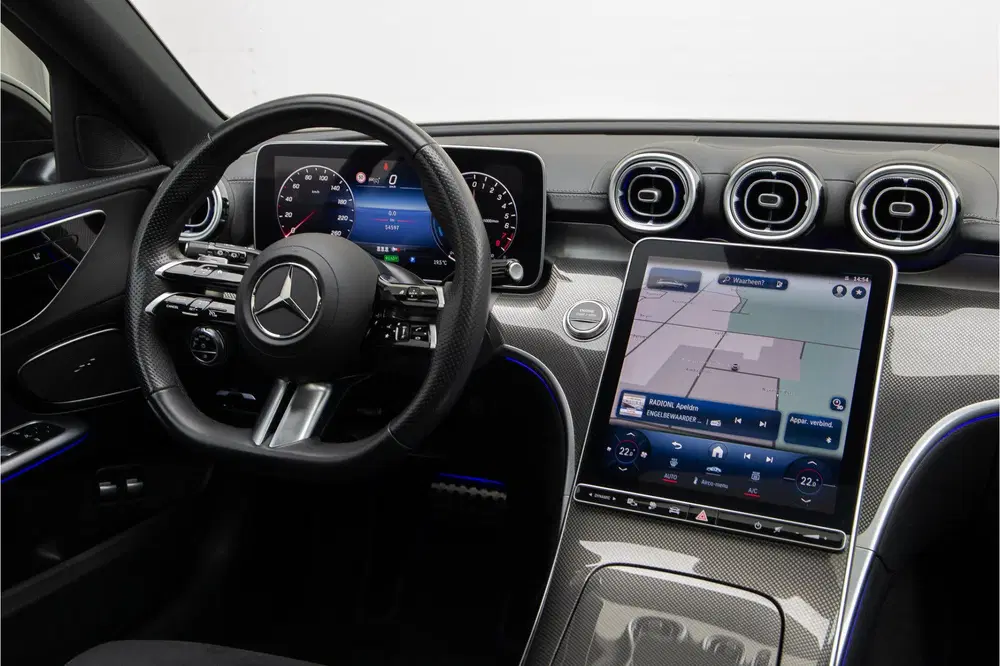 Mercedes-Benz C-Klasse 300 e AMG Premium uit 2023, foto 9