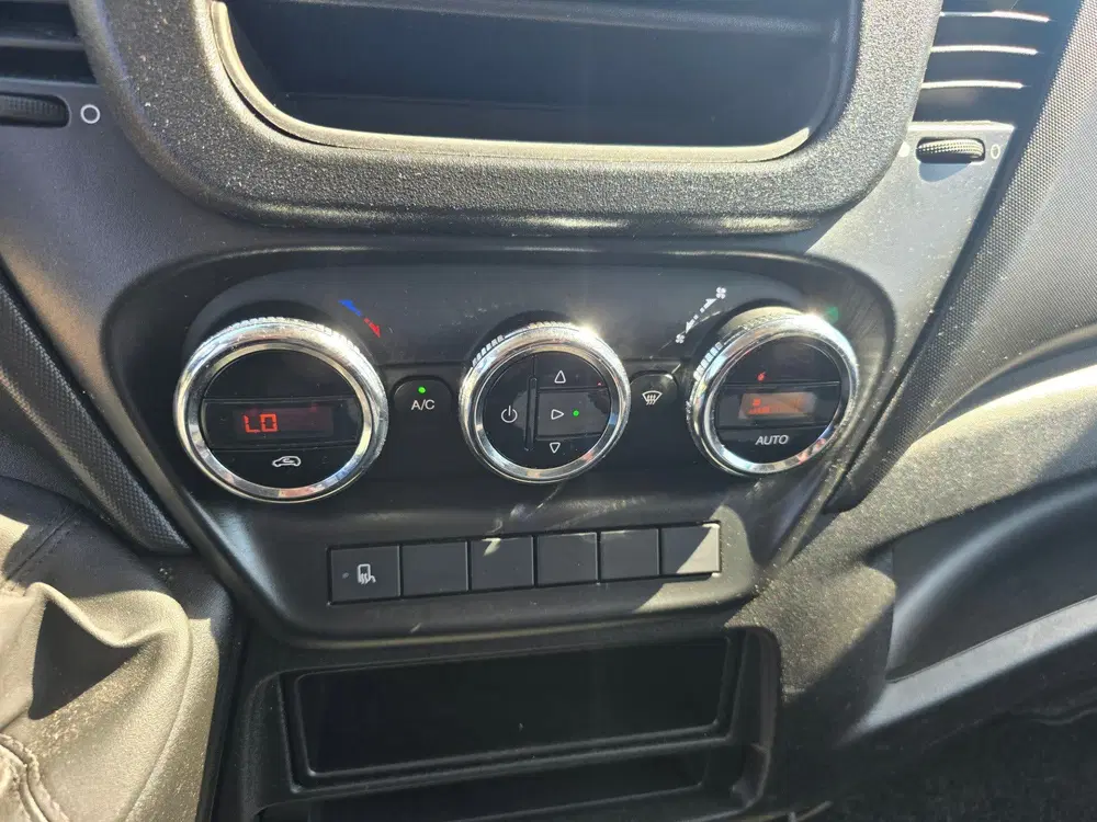 Iveco Daily 35C14V 2.3 410 H2 Camera Airco Cruise Bakw uit 2019, foto 10