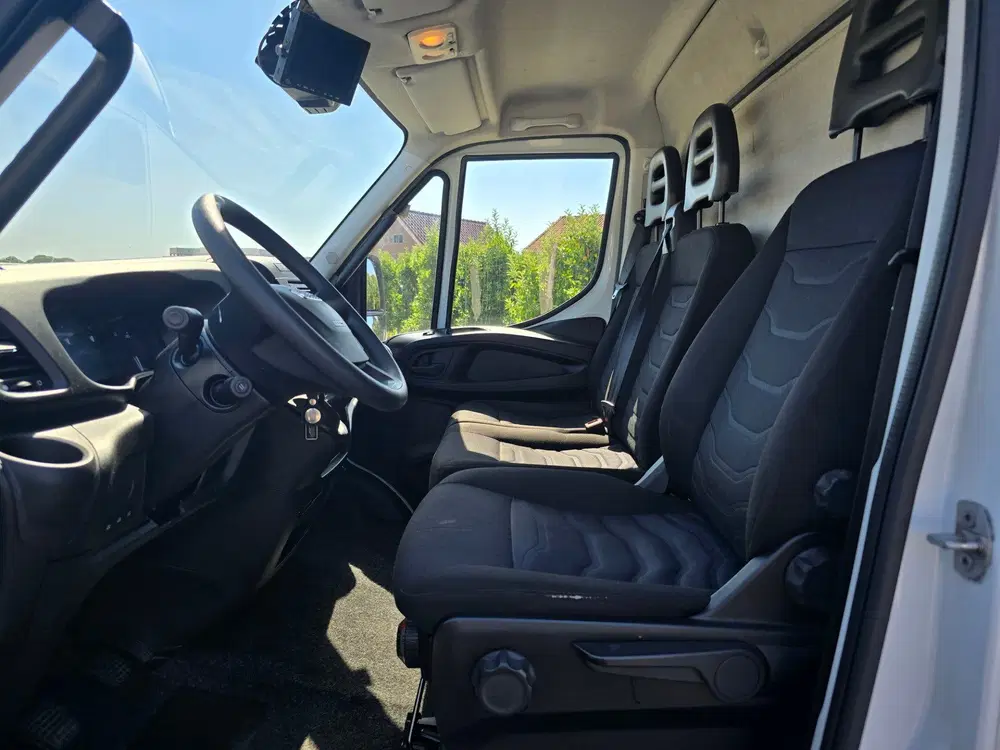 Iveco Daily 35C14V 2.3 410 H2 Camera Airco Cruise Bakw uit 2019, foto 4