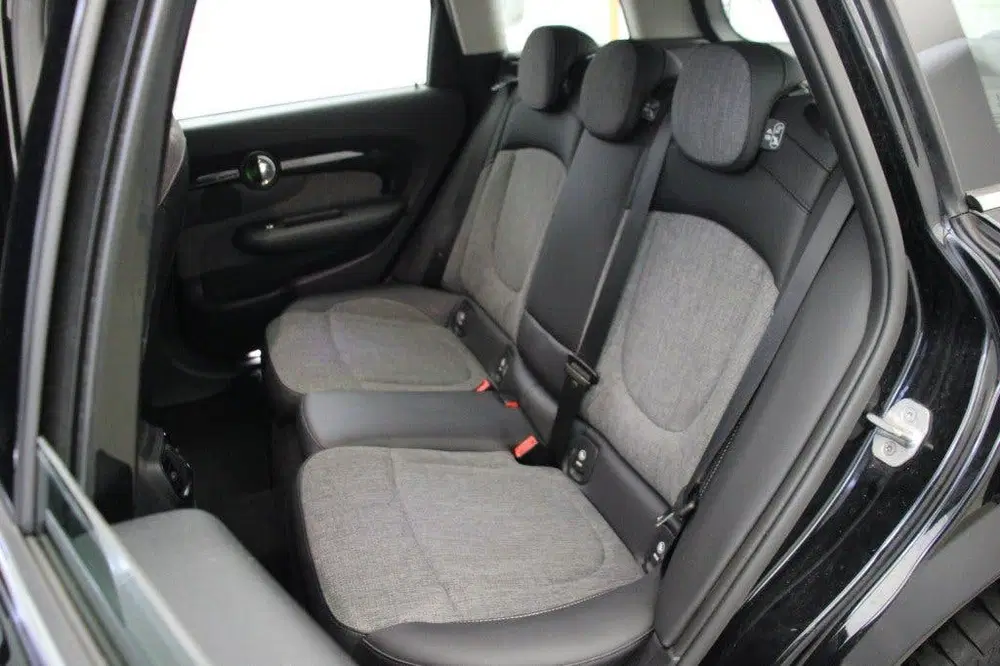 Mini Clubman 1.5 Business Edition Automaat uit 2023, foto 11
