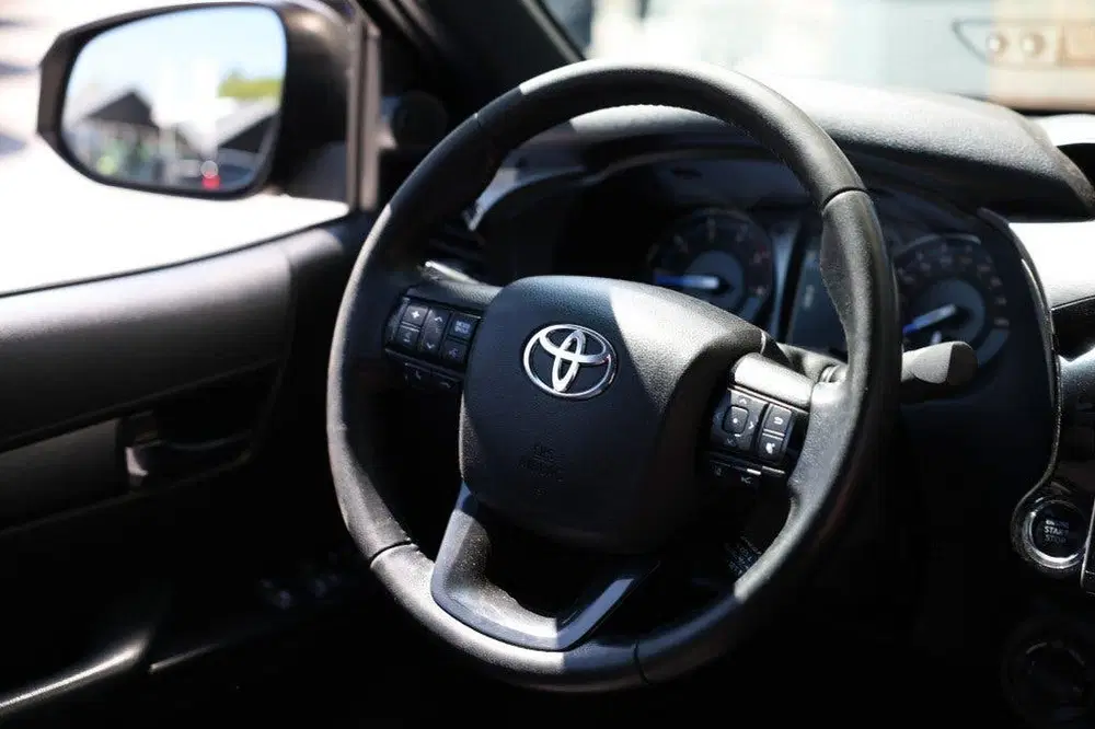 Toyota Hilux 2.8 D-4D X-TRA CAB INVINCIBLE A uit 2021, foto 10