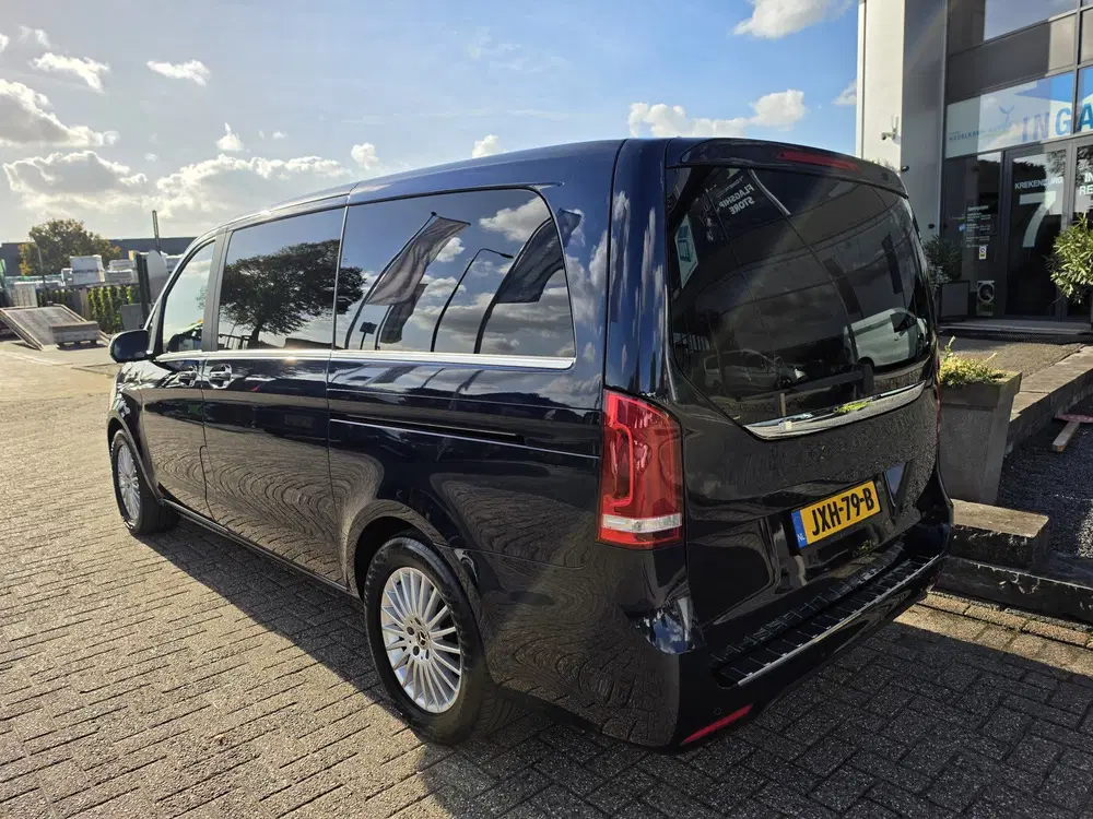 Mercedes-Benz EQV 300 L2 Avantgarde 90 kWh (bj 2022) uit 2022, foto 2