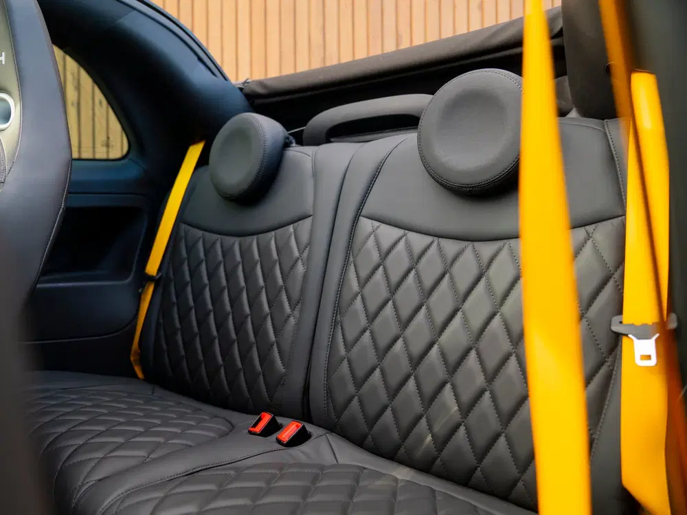Abarth 595C Competizione uit 2022, foto 9
