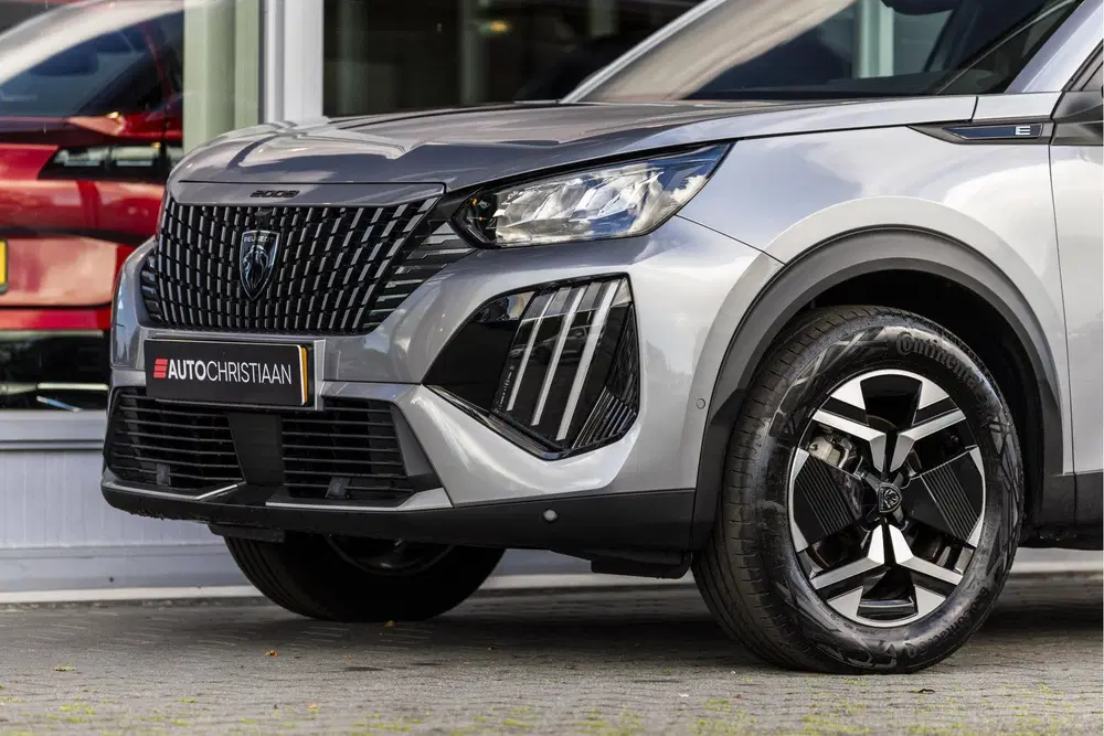 Peugeot 2008 EV Active Pack 50 kWh uit 2025, foto 14