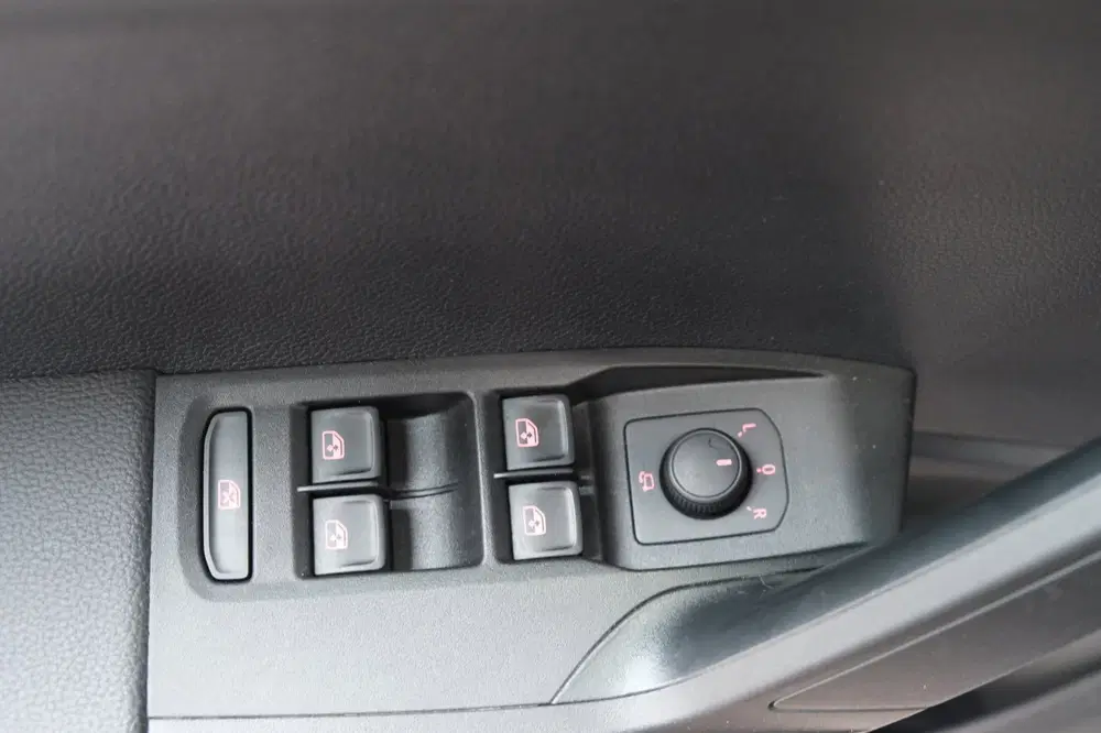 SEAT Arona 1.0 TSI Style Business Intense uit 2021, foto 12