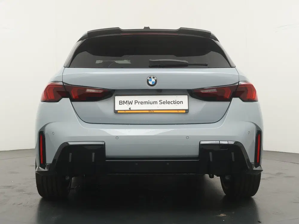 BMW 1-serie 120 uit 2026, foto 10