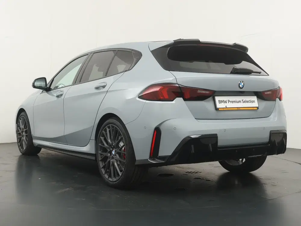 BMW 1-serie 120 uit 2026, foto 11