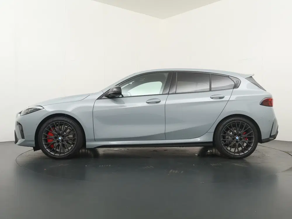 BMW 1-serie 120 uit 2026, foto 12