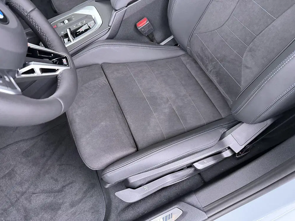 BMW 1-serie 120 uit 2026, foto 13