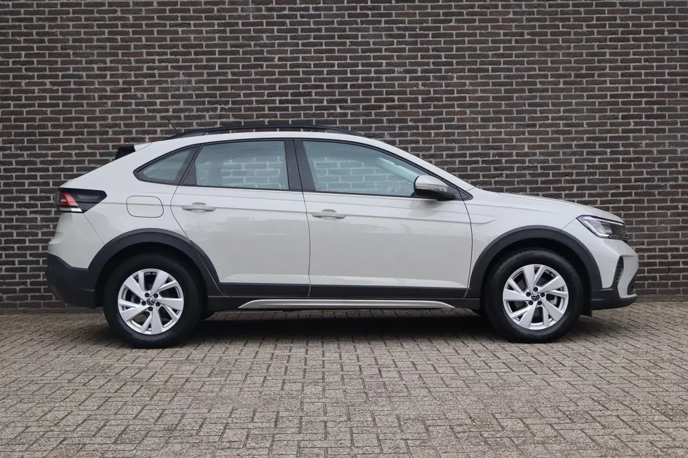 Volkswagen Taigo 1.0 TSI 110pk DSG Life uit 2022, foto 3