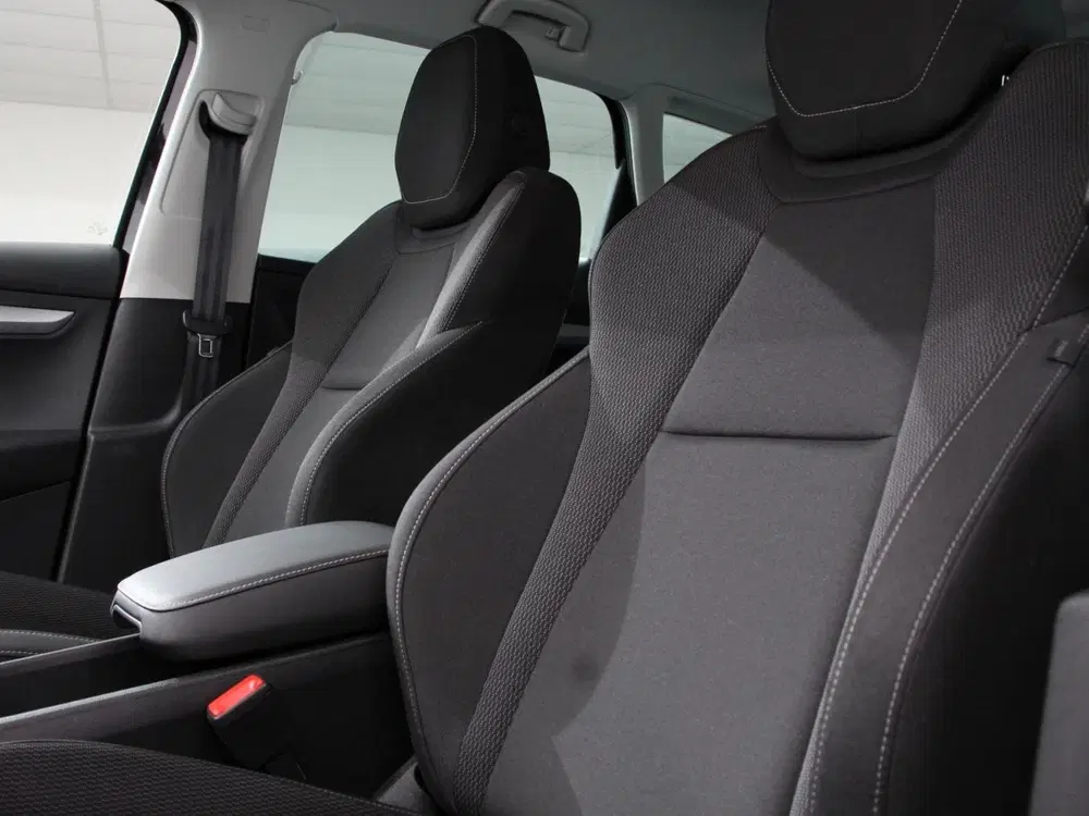 Skoda Karoq 1.5 TSI 150pk DSG ACT Selection DEMO Navig uit 2025, foto 10