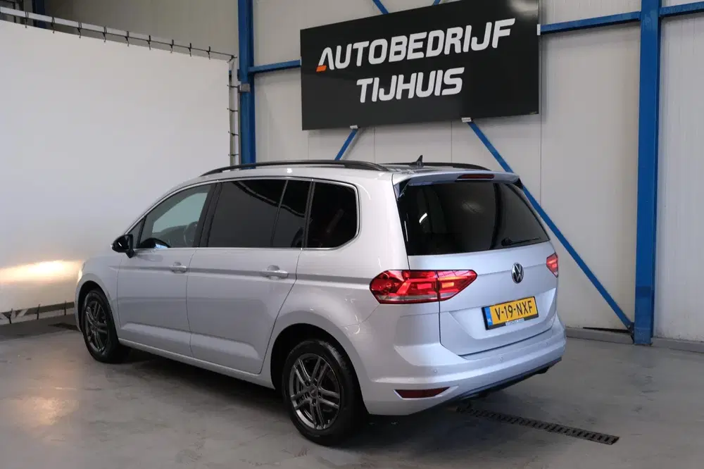 Volkswagen Touran 2.0 TDI 150 PK DSG > Grijskenteken < uit 2021, foto 4