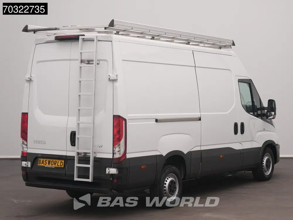 Iveco Daily 3.0L Automaat L2H2 ACC LED Airco Cruise Im uit 2023, foto 2