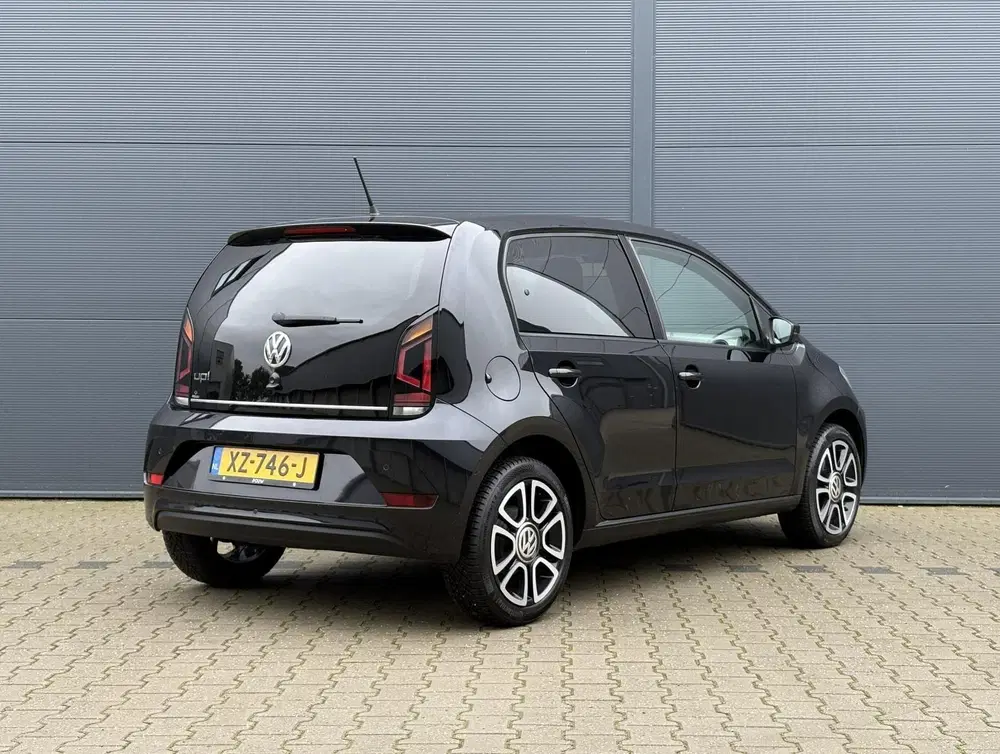Volkswagen up! 1.0 60pk High up uit 2019, foto 2