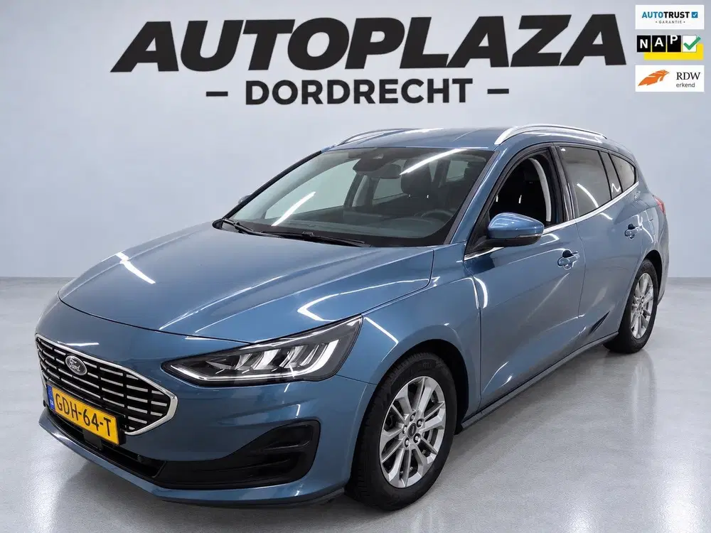 Ford Focus 1.0 EcoBoost Hybrid Titanium uit 2024