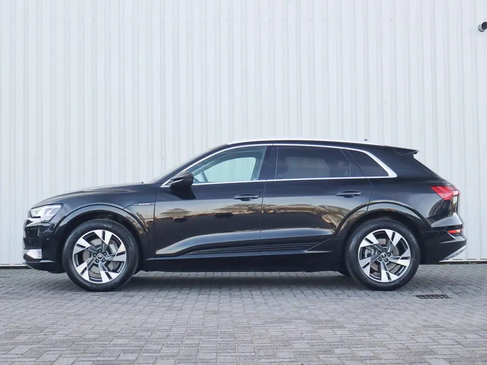 Audi e-tron 50 313pk quattro Business edition 71 kWh uit 2020, foto 13