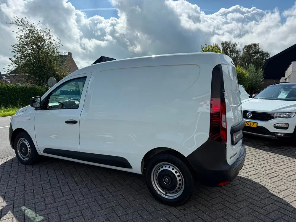 Renault Express 1.3 TCe 100 Comfort + BENZINE RIJKLAARPRIJ uit 2024, foto 4