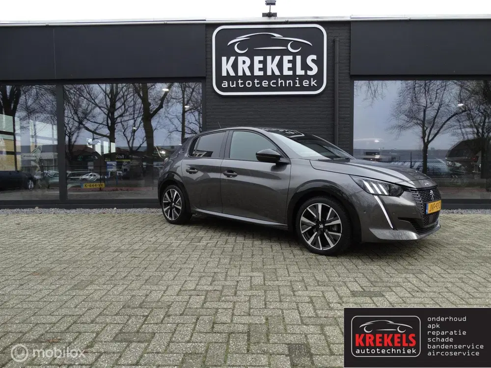 Peugeot 208 1.2 PureTech GT uit 2021, foto 3