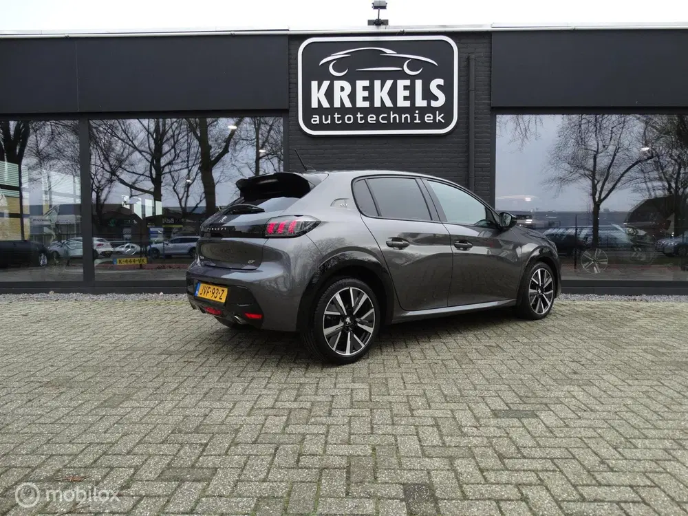 Peugeot 208 1.2 PureTech GT uit 2021, foto 5