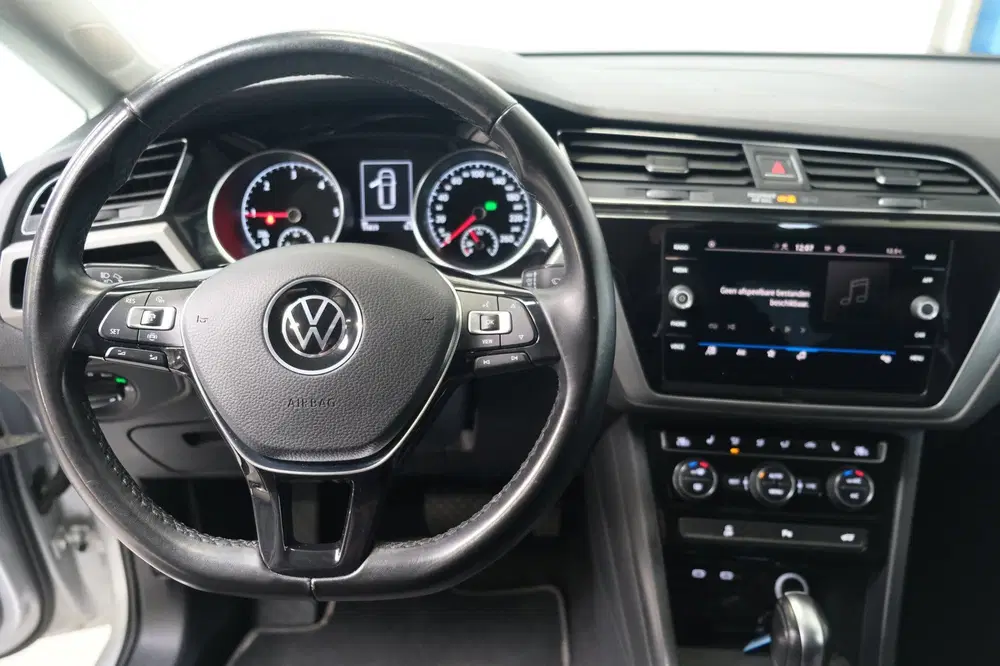 Volkswagen Touran 2.0 TDI 150 PK DSG > Grijskenteken < uit 2021, foto 14