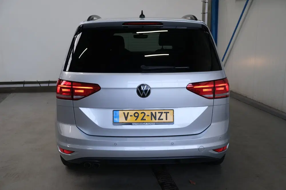 Volkswagen Touran 2.0 TDI 150 PK DSG > Grijskenteken < uit 2021, foto 7