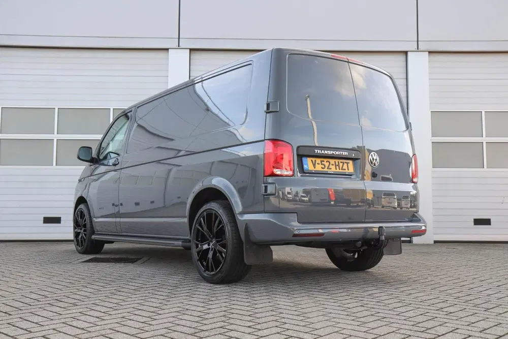 Volkswagen Transporter 2.0 TDI 150pk DSG L2H1 30 Highline uit 2023, foto 11