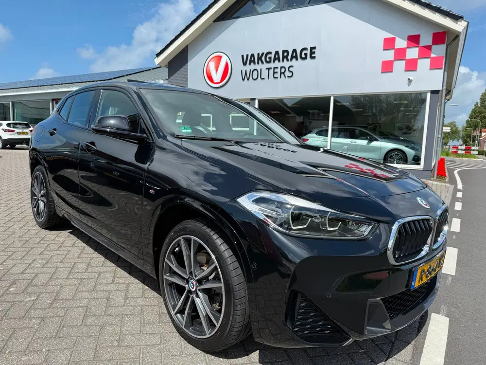 BMW X2 SDrive18i Business Edition Plus uit 2022, foto 7