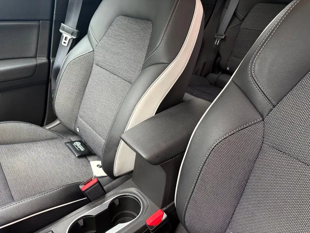 Renault Captur 1.0 TCe 100 Intens uit 2020, foto 13