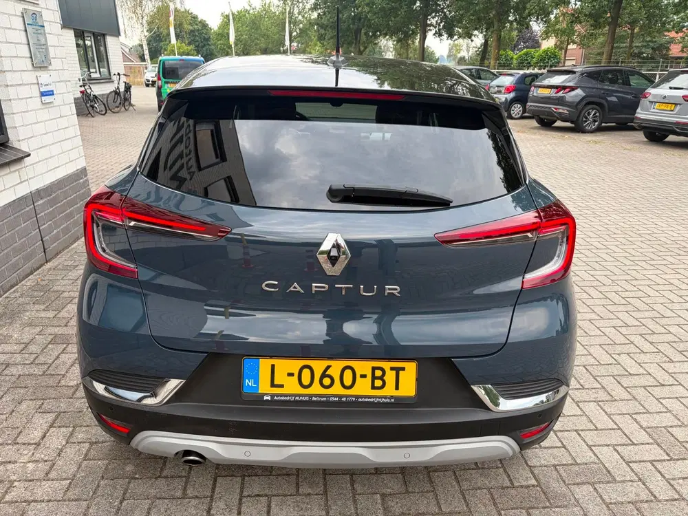 Renault Captur 1.0 TCe 100 Intens uit 2020, foto 3