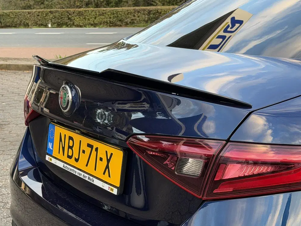 Alfa Romeo Giulia 2.0T B-Tech NAVI uit 2019, foto 14