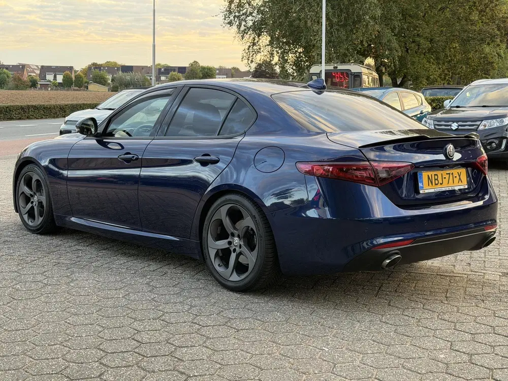 Alfa Romeo Giulia 2.0T B-Tech NAVI uit 2019, foto 8
